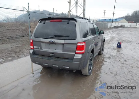 2011 Ford Escape Xlt z USA, uszkodzony, nr VIN 1FMCU0D7XBKB77473